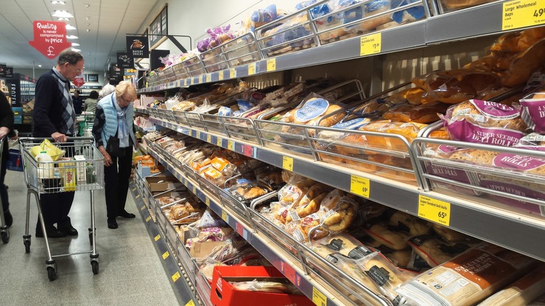 customers browse the aldi baked goods section