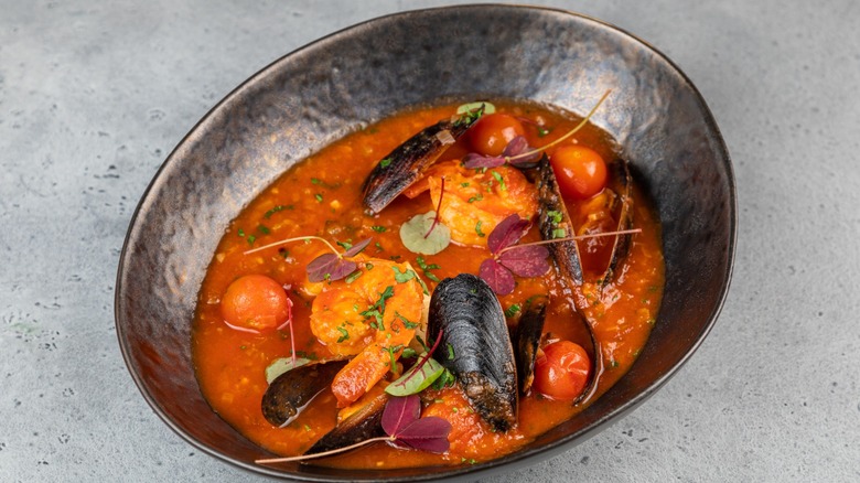italian seafood stew with tomato broth