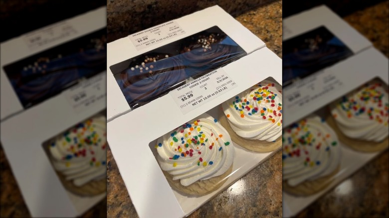 publix version of crumbl cookies in paper boxes