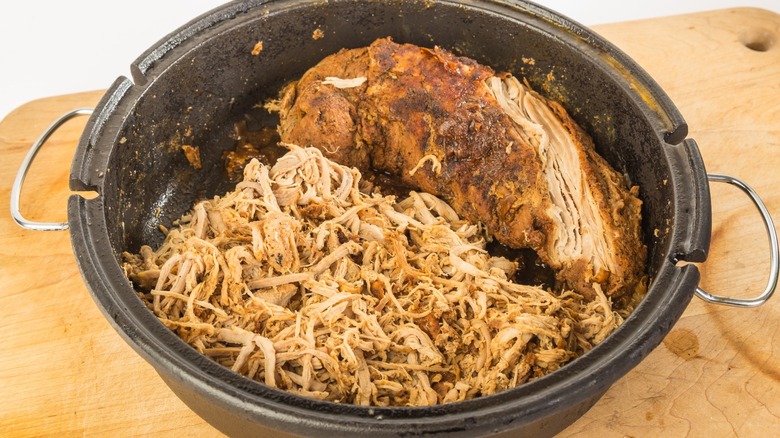 pulled pork in cast iron dutch oven