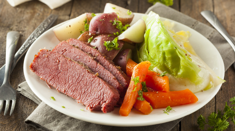 Corned beef and cabbage with red potatoes and carrots