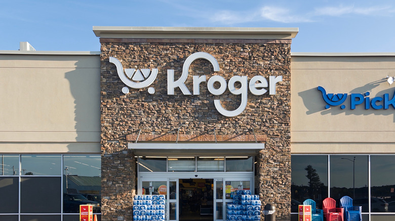 Exterior of Kroger grocery store