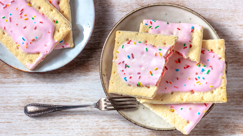 Strawberry Pop-Tarts on a plate with wood background