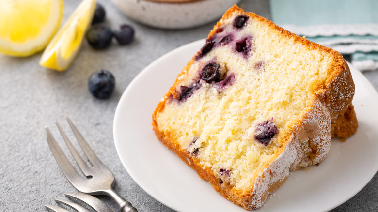 Blueberry pound cake