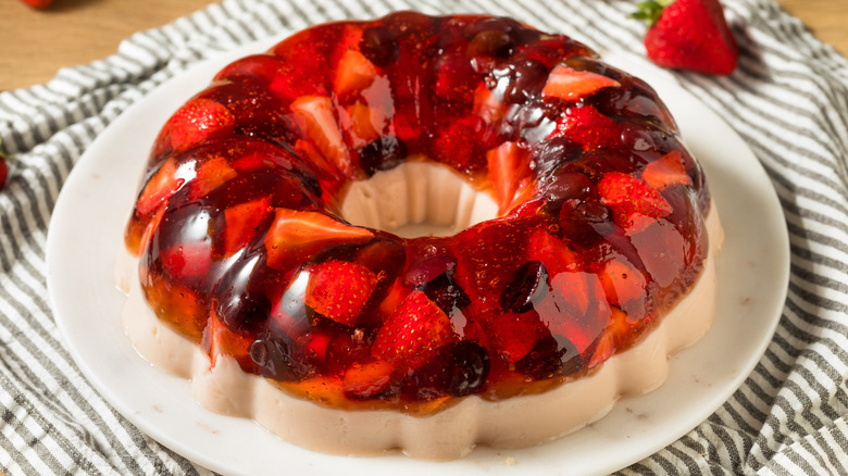 Strawberry jello mold dessert