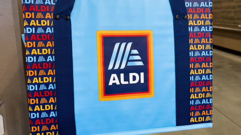The Unexpected Reason So Many People Prefer Shopping At Aldi