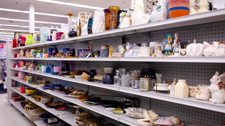 knick knacks on a thrift store shelf