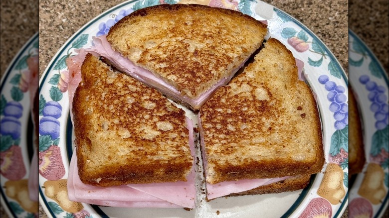 Y-cut ham sandwich