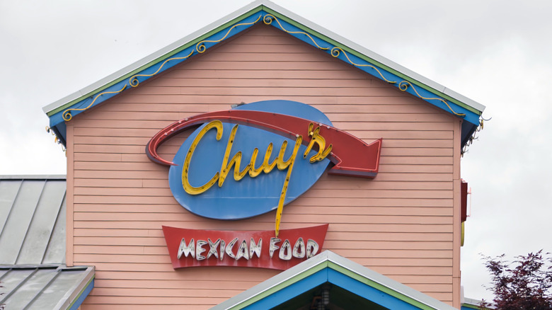 The exterior of a Chuy's restaurant