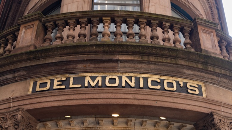 delmonico's restaurant in new york city