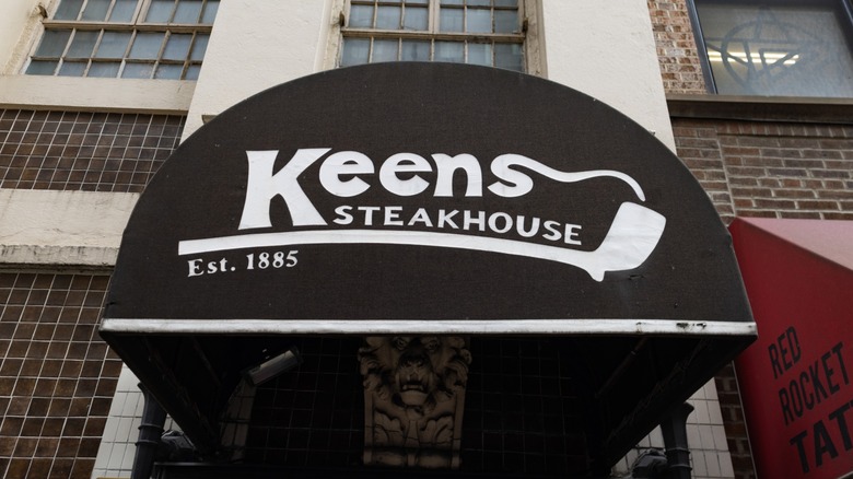 awning outside keens steakhouse in nyc