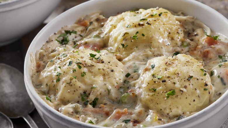 chicken stew with dumplings