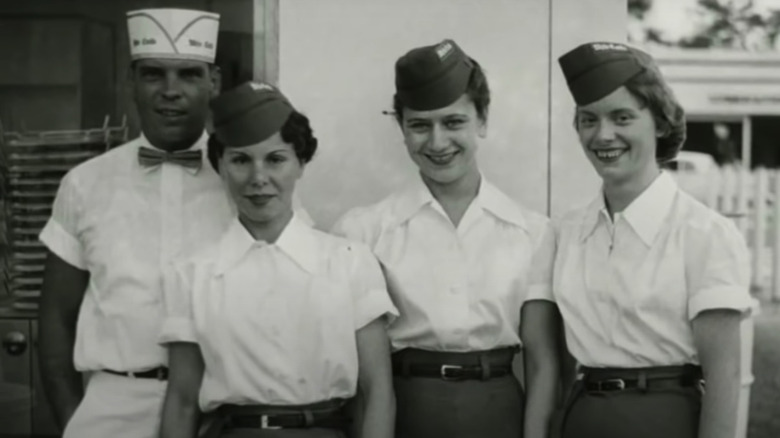 Female White Castle employees