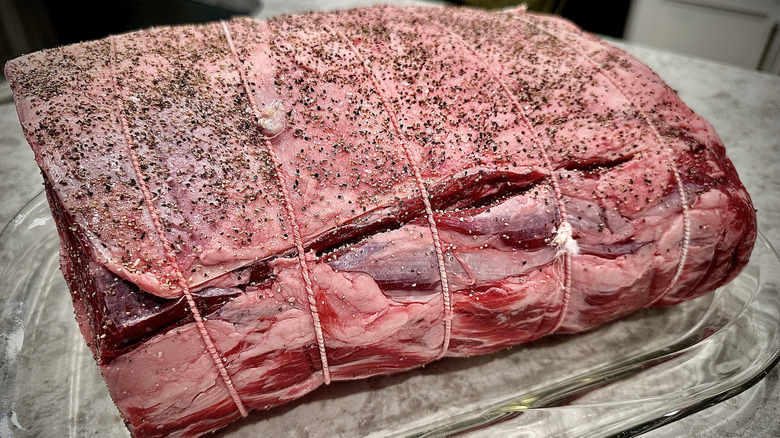 Standing rib roast with a slight taper