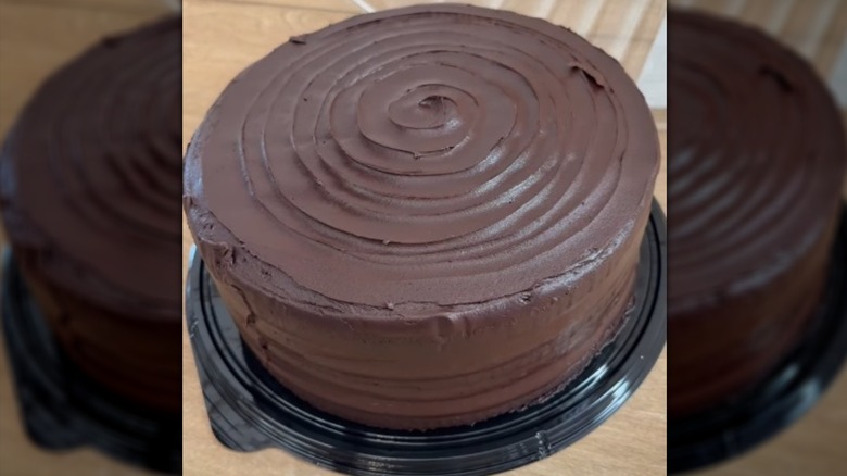 Costco's chocolate fudge cake