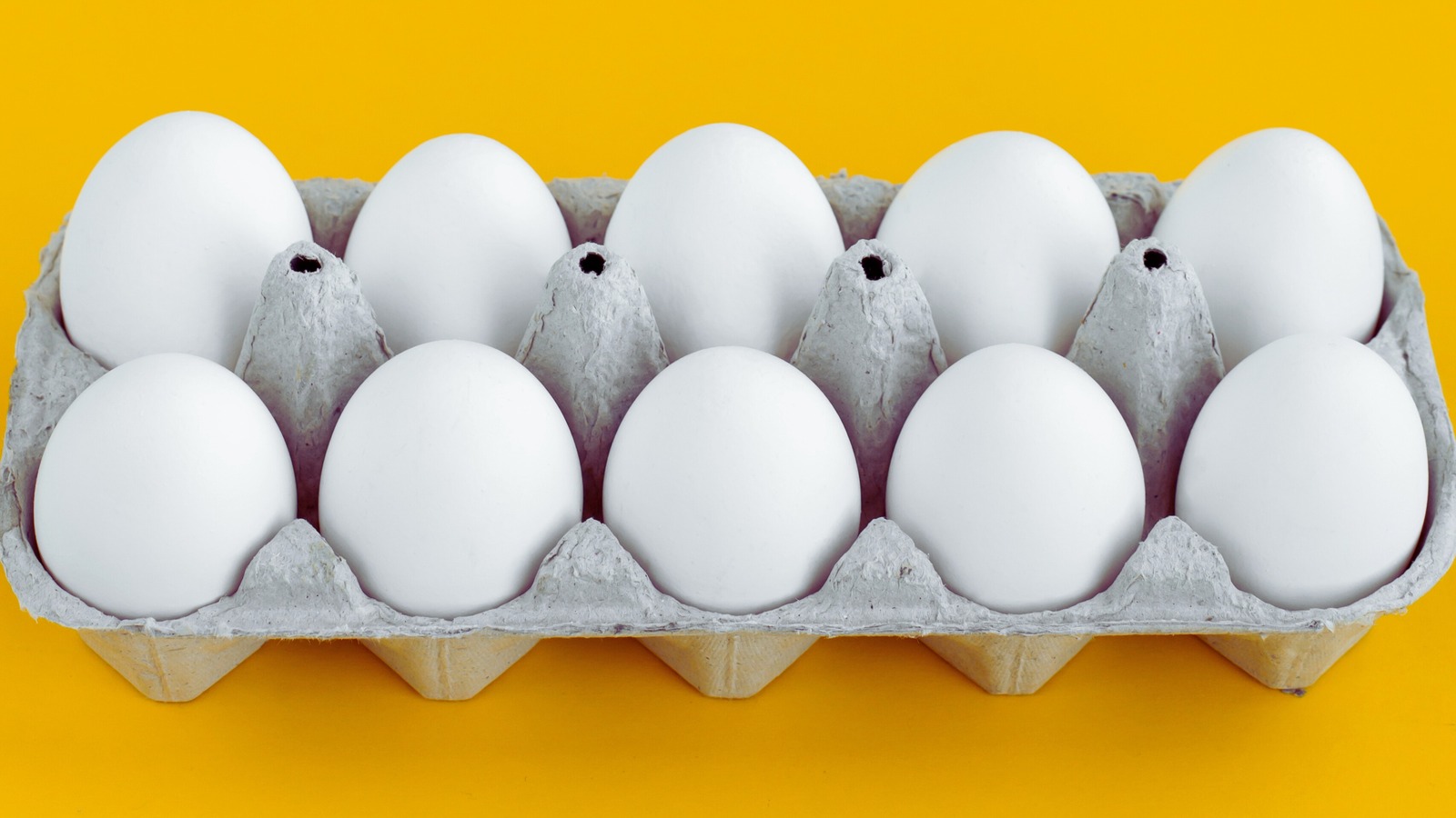 Why Europeans Don't Have To Refrigerate Eggs